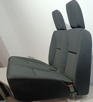 Asientos Mercedes Sprinter con cinturones
