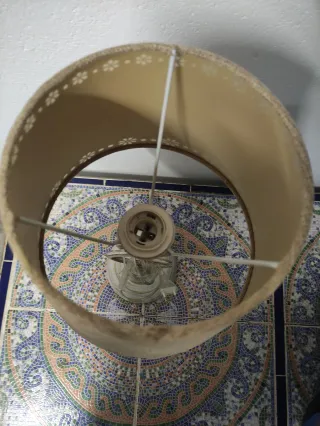 Lámpara de mesa decorativa