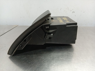 GUANTERA FORD FOCUS BERLINA (CEW) T1DA BM51A06044