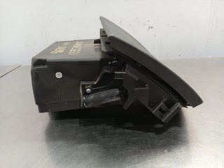 GUANTERA FORD FOCUS BERLINA (CEW) T1DA BM51A06044