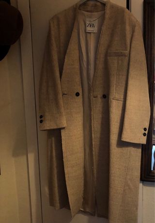 Abrigo Zara Beige