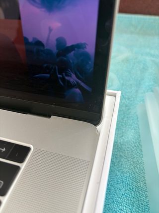 MacBook Pro 15 2017 Touch Bar Argento