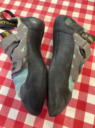 Pies de gato Sportiva Tarantula,2 puestas talla 39