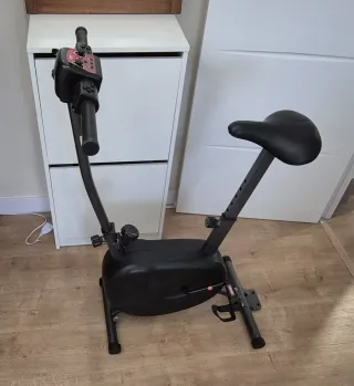 Bicicleta Estática + juego ps3 Cyberbike 2