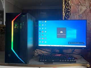 Ordenador Gamer MSI Torre Monitor Teclado