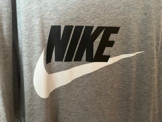 Camiseta Nike Gris Talla M
