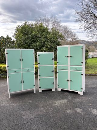 Alacenas cocina vintage teal y blanco