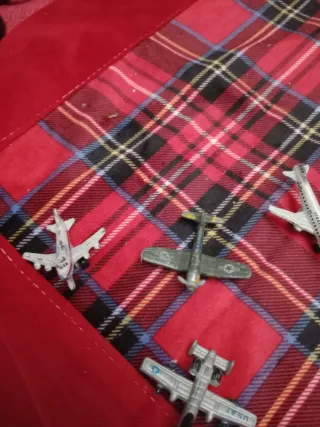 Modellini aerei in ferro cromato