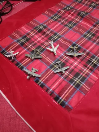 Modellini aerei in ferro cromato