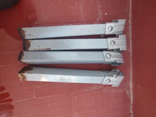 Somier con patas metálicas