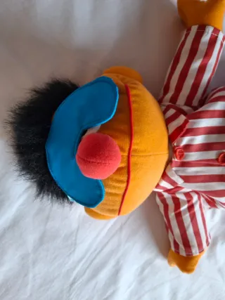 Muñeco Epi Barrio Sésamo Pijama, 40cm aprox.