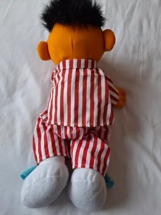 Muñeco Epi Barrio Sésamo Pijama, 40cm aprox.