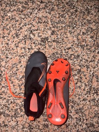 Nike Phantom Gama Baja Naranja y Negro