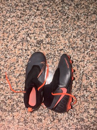 Nike Phantom Gama Baja Naranja y Negro