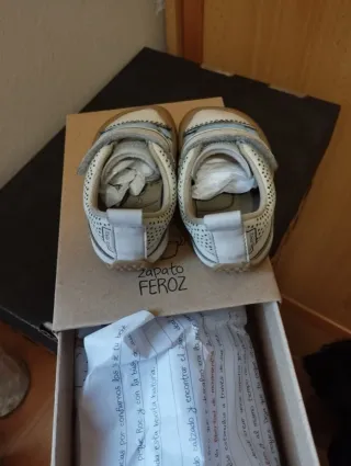Zapatitos de bebé niño