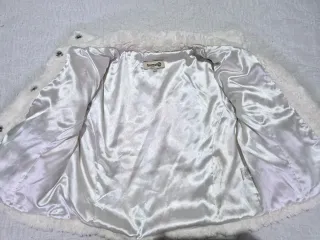 Abrigo de pelo blanco