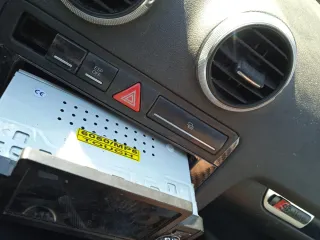 Piezas audi a3 interior y pantalla