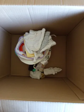 Caja ropa  bebé
