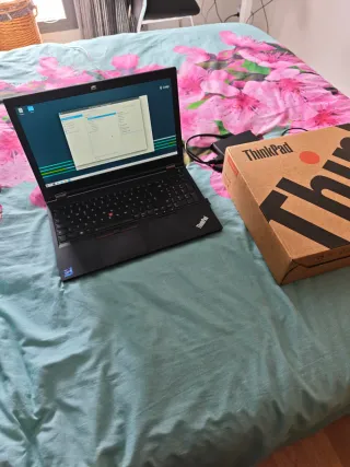 Portátil Lenovo ThinkPad P15 gen2i