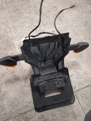 Portamatriculas Suzuki GSXR K4 K5 Original