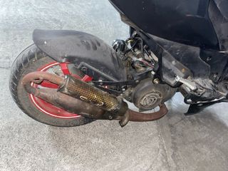 PGO 49cc Scooter Negro