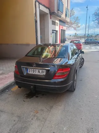 Mercedes-Benz Clase C 2010