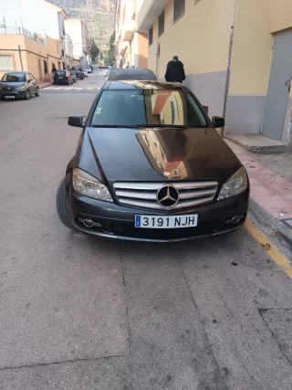 Mercedes-Benz Clase C 2010