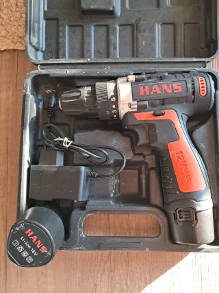 Avvitatore a batteria 12V