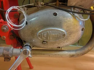 Moto Clásica Roja Rieju li minarelli 49 Año 1972