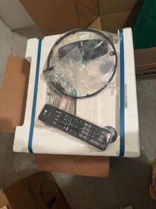 LG DVD Receiver System HT302SD