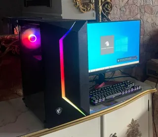 Ordenador de sobremesa MSI Gaming RGB