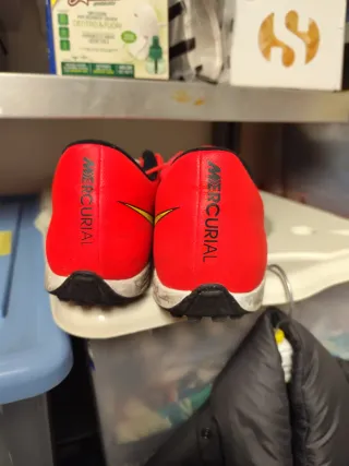 Scarpe calcetto Nike uomo 44 rosse/gialle