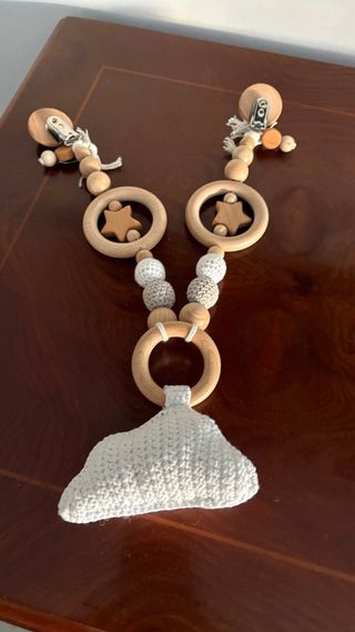 Cadena para cochecito de bebé de madera. Nuevo