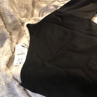 Jersey Negro Hombro Descubierto