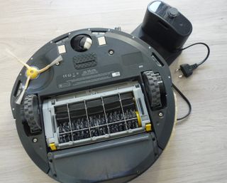 ASPIRADOR ROMBA MOD. 680