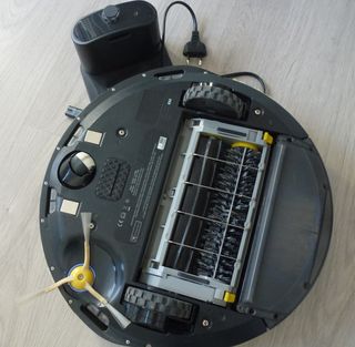 ASPIRADOR ROMBA MOD. 680