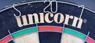 Diana de dardos Unicorn Made in England con caja.