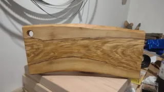 Tagliere in legno di ulivo 48x21cm made in Italy