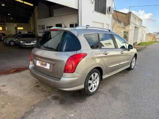 Peugeot 308 2011