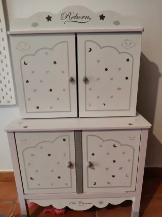 Armario cambiador madera muñecos