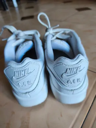 Nike Air Max 100 niño talla 36