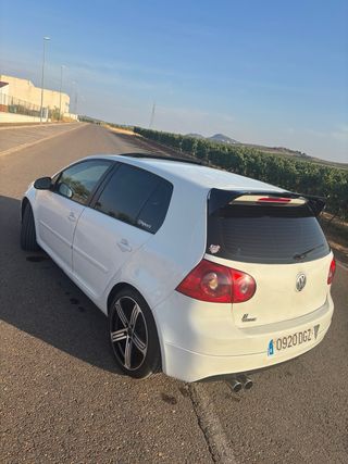 Volkswagen Golf 2005