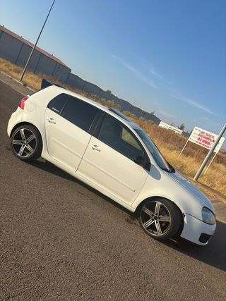 Volkswagen Golf 2005
