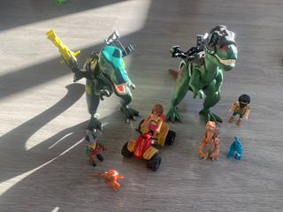 Playmobil Tiranosaurio Rex y figuras