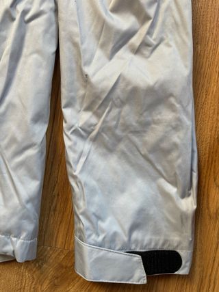 Chaqueta Impermeable Nike FCB Plata