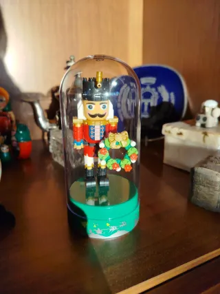 Cascanueces bloques construcción