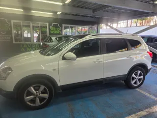 Nissan Qashqai+2 2010