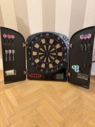 Diana de dardos electrónica con armario