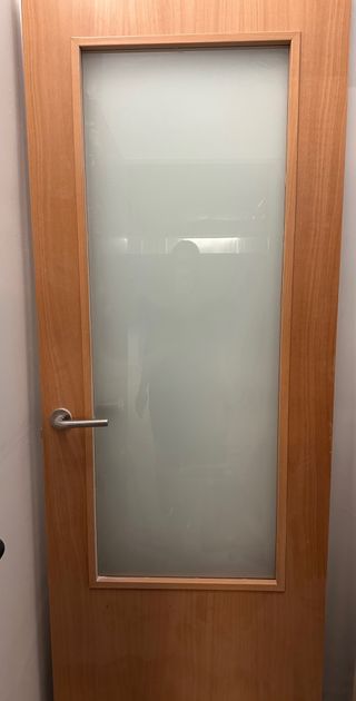 Puerta madera interior cristal sin usar.