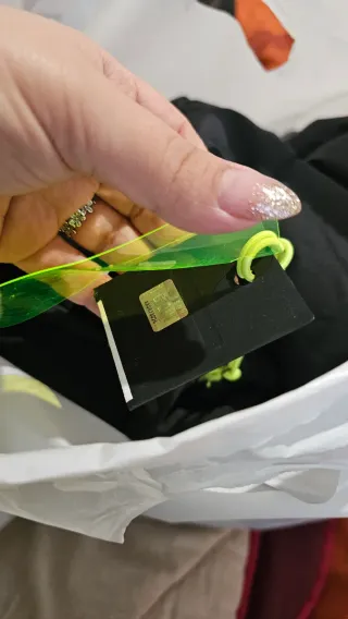 Giubbotto Dsquared2 nero con scritta ICON